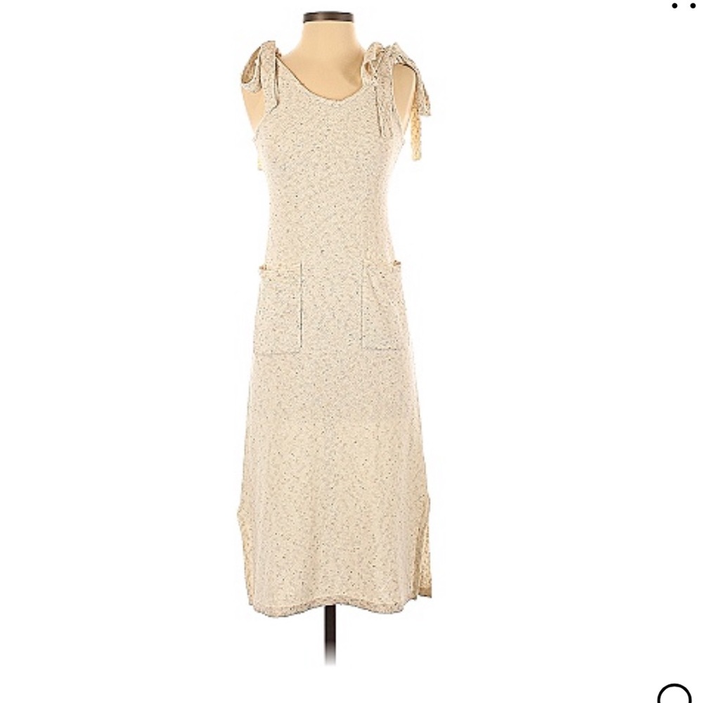 Paper Crane Casual Dress 👗 for young ladies,Used in Very Good Condition 🤩